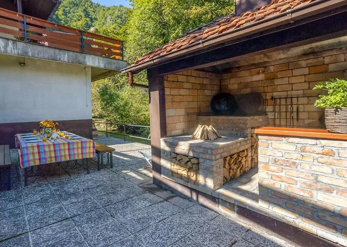 Σπίτι διακοπών In Cabar With Wifi