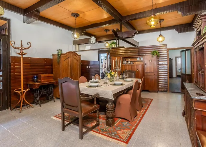 In Cabar With Wifi Srednja Vas