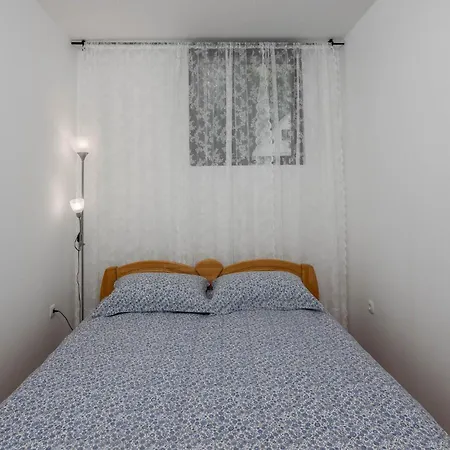 In Cabar With Wifi בית נופש Srednja Vas